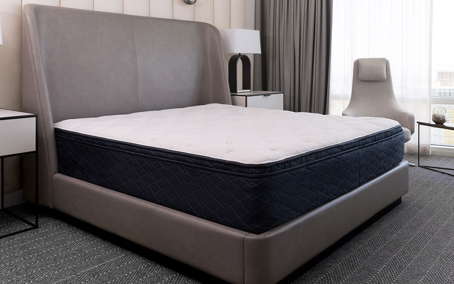 ARIA Sky Suites Bed & Bedding Sets